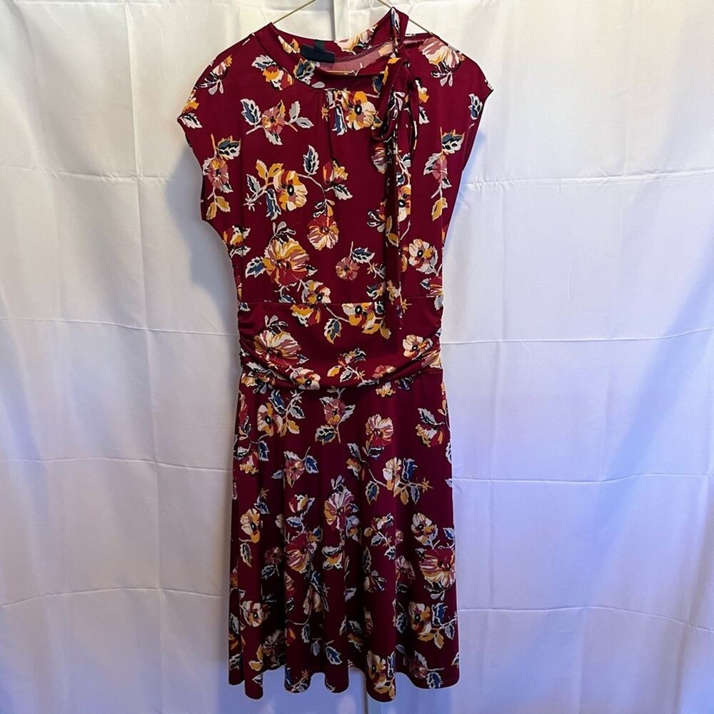ModCloth Burgundy Floral Fit & Flare Dress M Neck Tie Belted Pockets Romantic